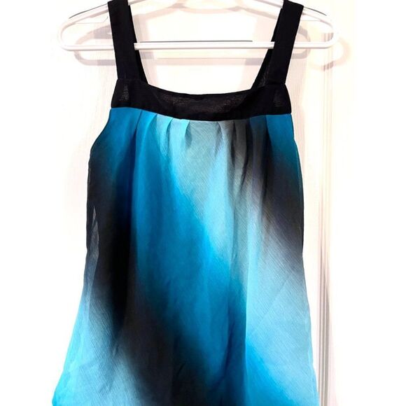 Wrapper Women's Medium Tank Top - Picture 6 of 6